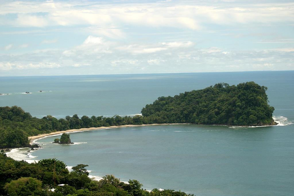 Hotel Coco Beach Manuel Antonio Exteriör bild